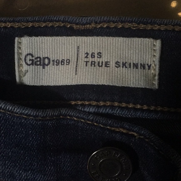 Women’s Gap brand skinny jeans size 26s - Picture 3 of 3